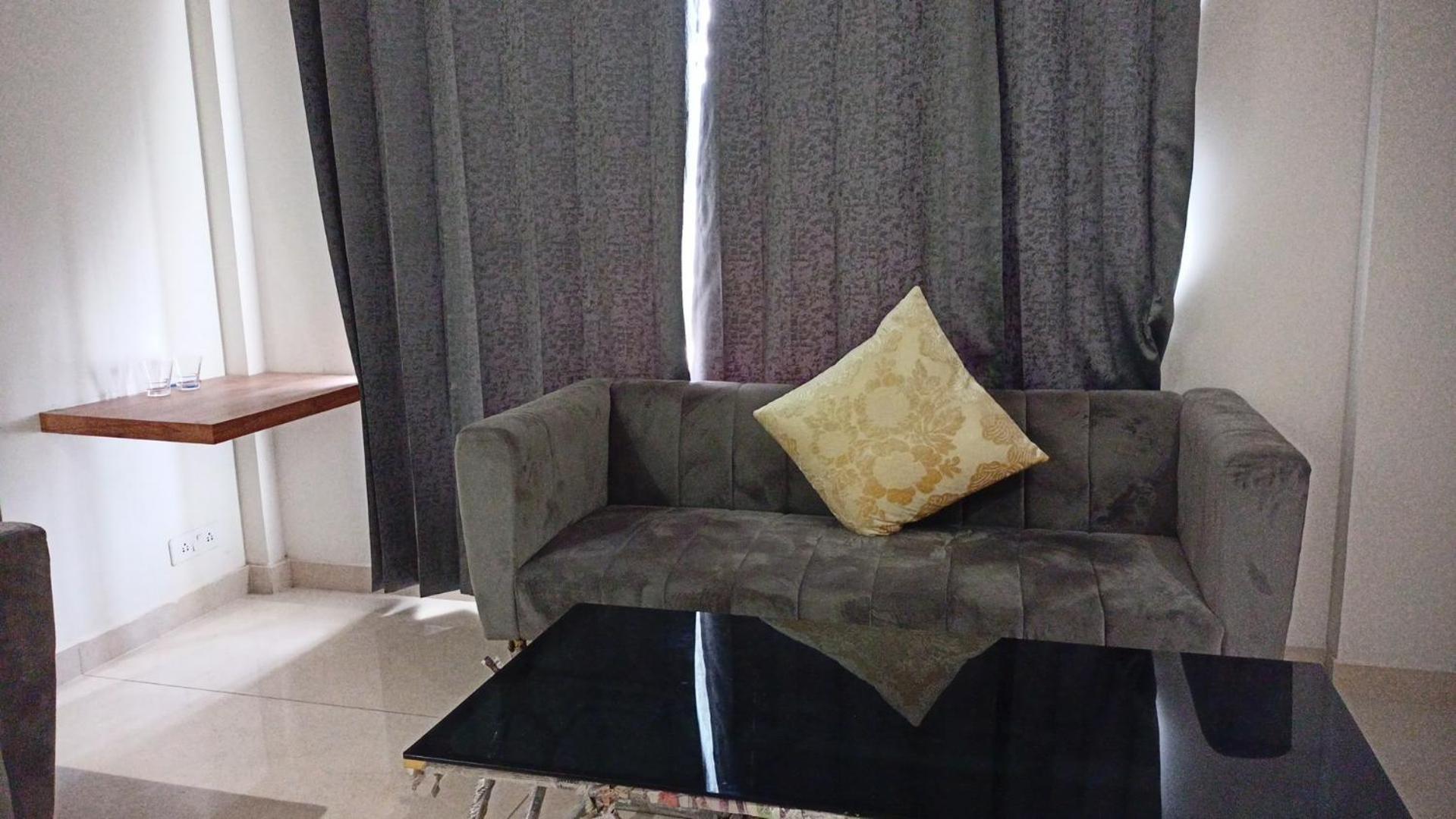 Hotel Skylark & Banquet Palwal Dış mekan fotoğraf